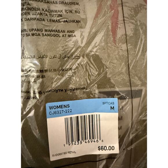 NEW Nike NSW Essential Cropped Hoodie Olive Green Medium Women's CJ6327-222 - Picture 8 of 8